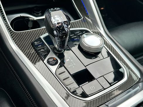 Used 2020 BMW X6 M50i image 17