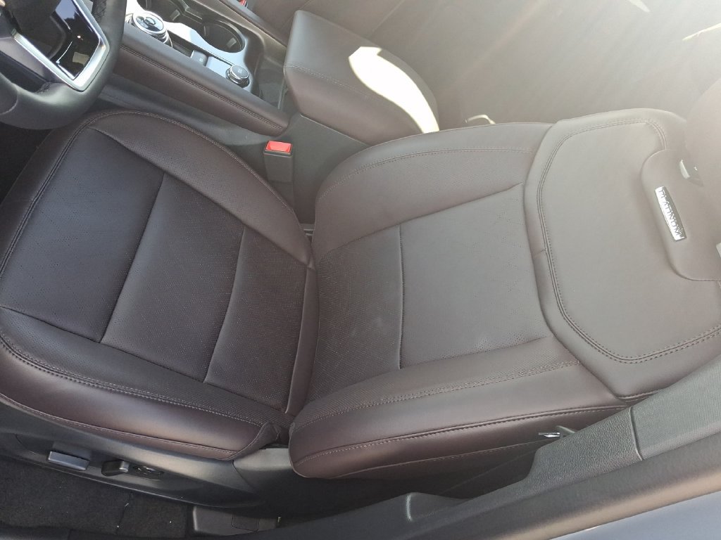 New 2027 Ford Explorer Platinum AWD/4WD image 12