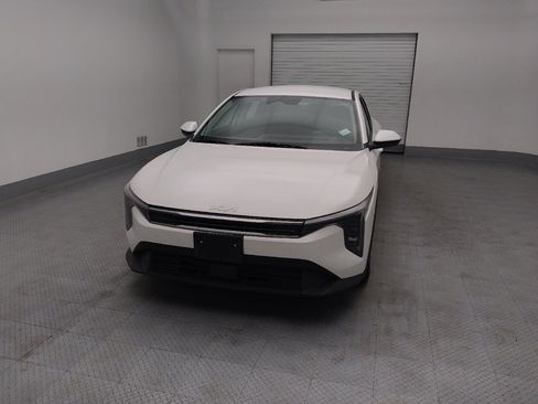 Used 2025 Kia K4 FWD image 15