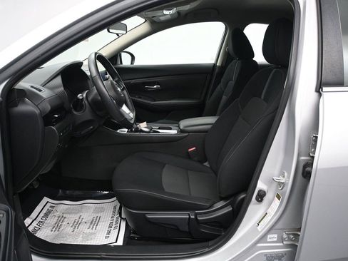 Used 2022 Nissan Sentra SV FWD image 8