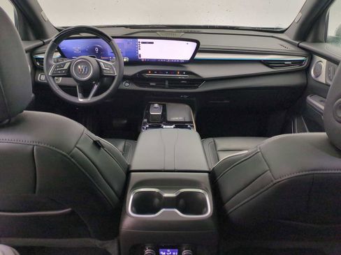 Used 2025 Buick Enclave Avenir w/ Super Cruise Package image 14