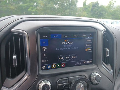 Used 2019 GMC Sierra 1500 AT4 w/ AT4 Premium Package image 11