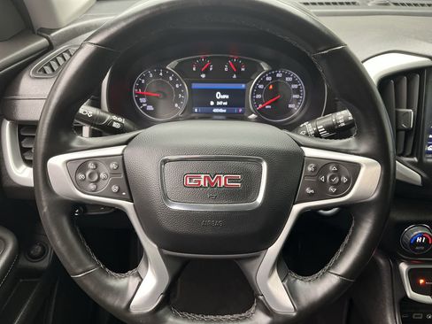 Certified 2024 GMC Terrain SLT image 14