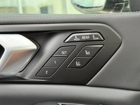 New 2026 BMW X7 M60i image 11