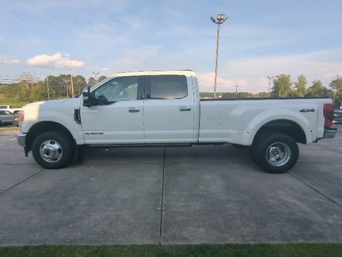 Used 2022 Ford F350 King Ranch w/ King Ranch Ultimate Package AWD/4WD image 4