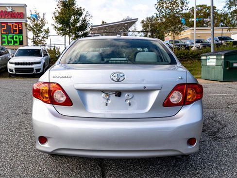 Used 2010 Toyota Corolla LE image 5