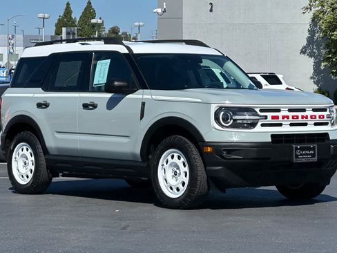 Used 2023 Ford Bronco Sport Heritage w/ Heritage Convenience Package AWD/4WD image 5