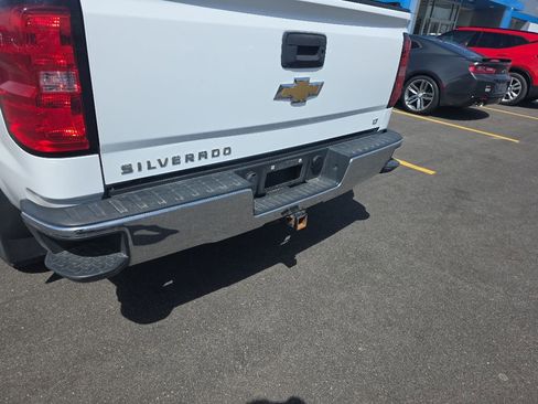 Used 2018 Chevrolet Silverado 1500 LT w/ All Star Edition AWD/4WD image 5