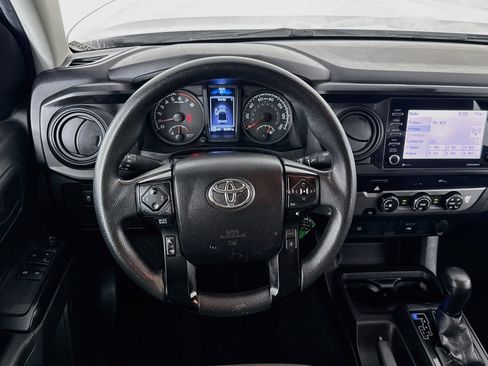 Used 2022 Toyota Tacoma SR RWD image 15