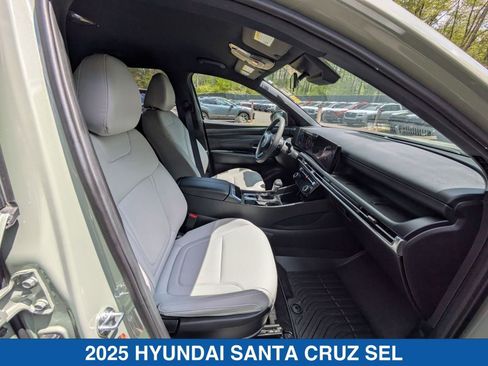 Used 2025 Hyundai Santa Cruz SEL AWD/4WD image 35