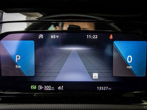 Used 2023 Volkswagen GTI SE w/ SE Leather Package image 38