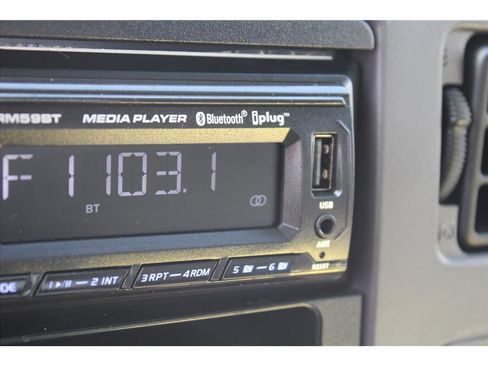 Used 2001 Ford F350 2WD SuperCab DRW Super Duty image 20