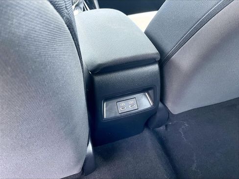 Used 2024 Toyota Corolla LE FWD image 28