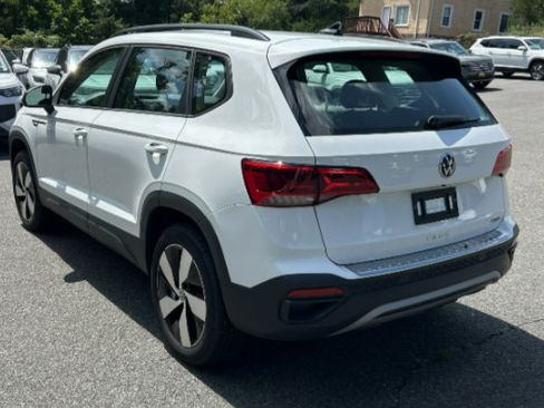 Used 2024 Volkswagen Taos S AWD/4WD image 3