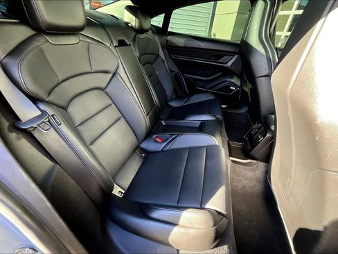 Used 2021 Porsche Taycan 4S image 27