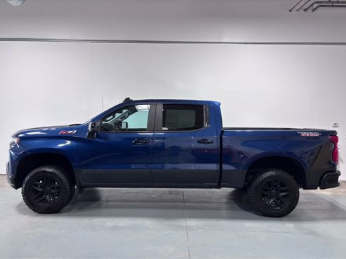 Used 2021 Chevrolet Silverado 1500 LT Trail Boss w/ Convenience Package II AWD/4WD image 2