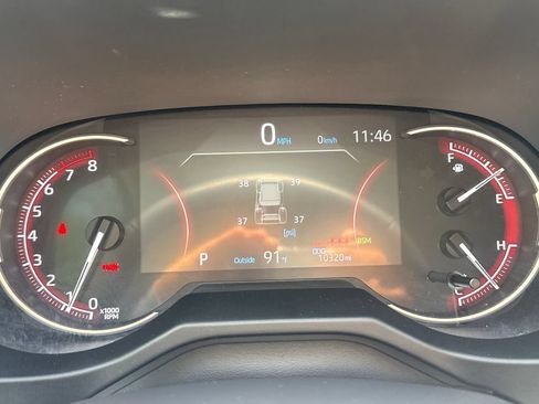 Used 2025 Toyota RAV4 XLE Premium AWD/4WD image 21