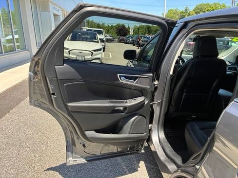 Certified 2023 Ford Edge SEL w/ Convenience Package AWD/4WD image 12