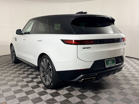 Used 2023 Land Rover Range Rover Sport SE image 23