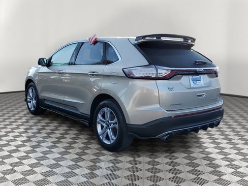 Certified 2018 Ford Edge Titanium image 4
