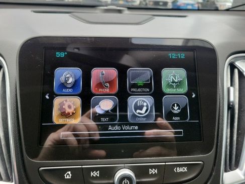 Used 2017 Chevrolet Malibu LT w/ Leather Package image 14