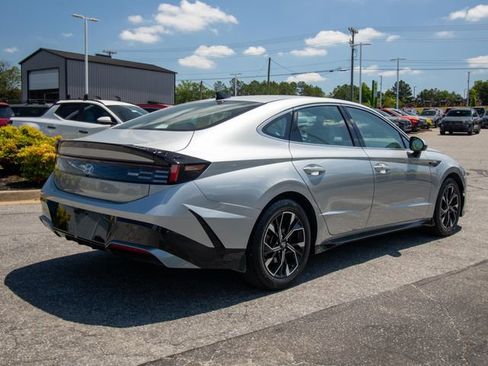 Certified 2024 Hyundai Sonata SEL FWD image 13