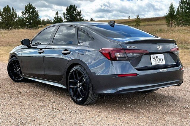 Used 2025 Honda Civic Sport image 4