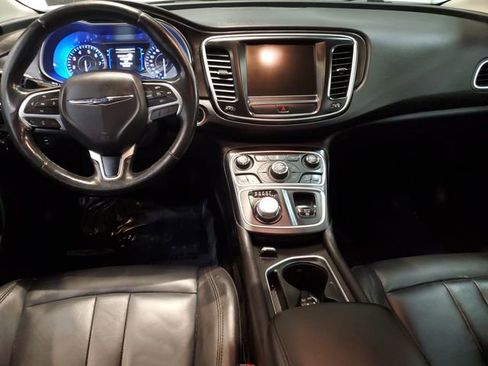 Used 2017 Chrysler 200 Limited Platinum w/ Comfort & Convenience Group image 13