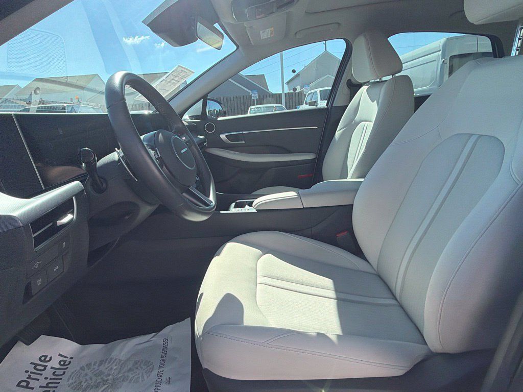 Used 2024 Hyundai Sonata SEL w/ Convenience Package FWD image 31