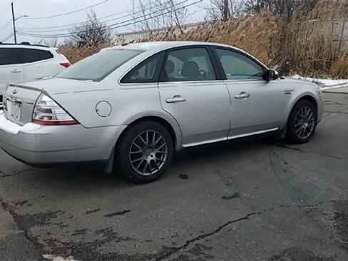 Used 2008 Ford Taurus Limited image 8