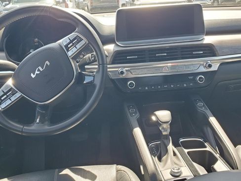 Used 2022 Kia Telluride EX w/ EX Premium Package FWD image 8