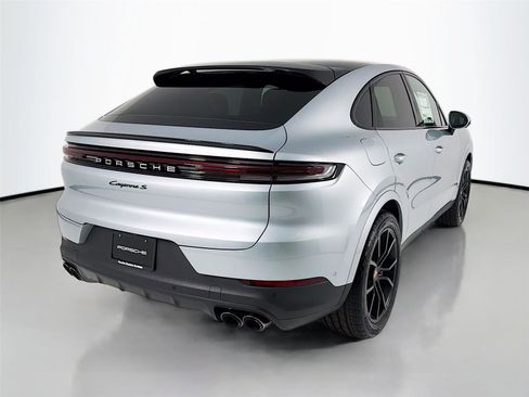 New 2025 Porsche Cayenne S image 20