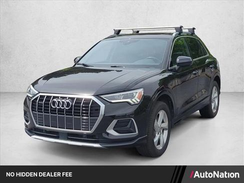 Used 2019 Audi Q3 2.0T Premium Plus w/ Premium Plus Package AWD/4WD image 1