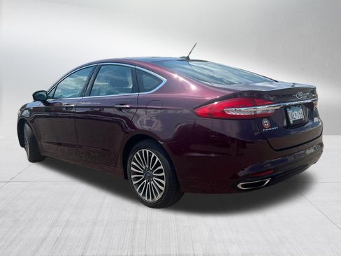 Used 2017 Ford Fusion SE w/ Fusion SE Technology Package AWD/4WD image 4