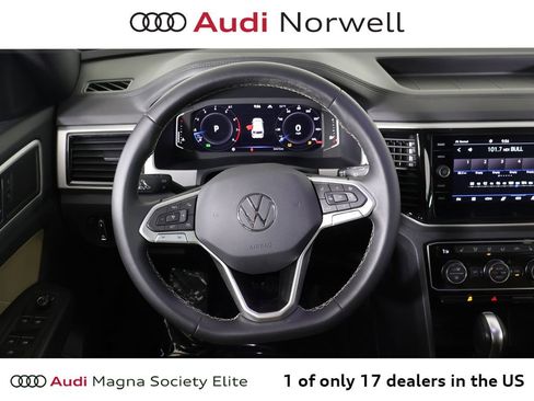 Used 2023 Volkswagen Atlas Cross Sport SEL AWD/4WD image 29
