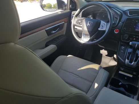 Used 2021 Honda CR-V Touring image 17