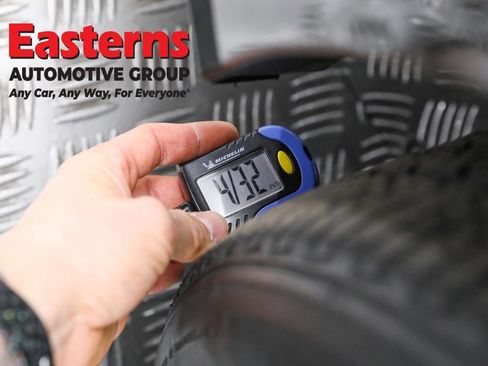 Used 2023 Nissan Kicks SV image 27