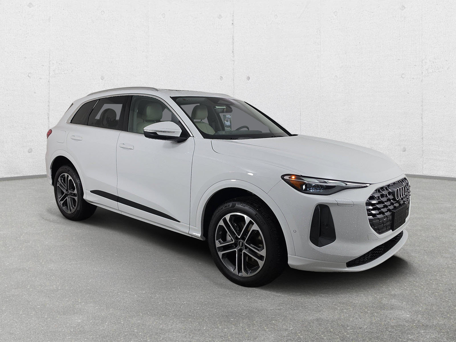 New 2026 Audi Q5 Premium AWD/4WD 360° Tour