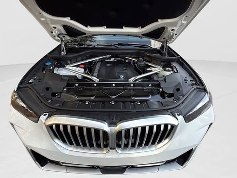 New 2026 BMW X5 xDrive40i AWD/4WD image 20