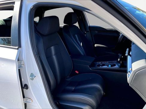 Used 2025 Honda Civic Sport image 21