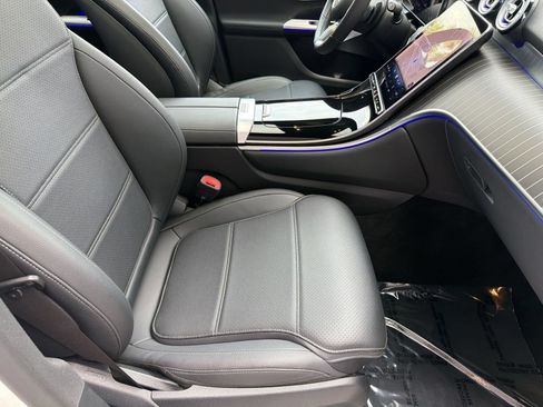 Certified 2026 Mercedes-Benz GLC 300 4MATIC image 24