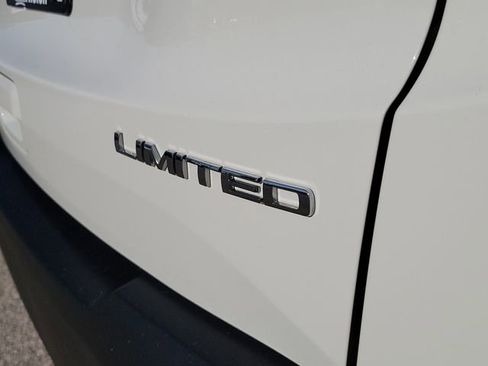 Used 2020 Jeep Renegade Limited image 6