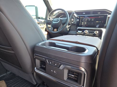 New 2026 GMC Sierra 2500 Denali Ultimate AWD/4WD image 27