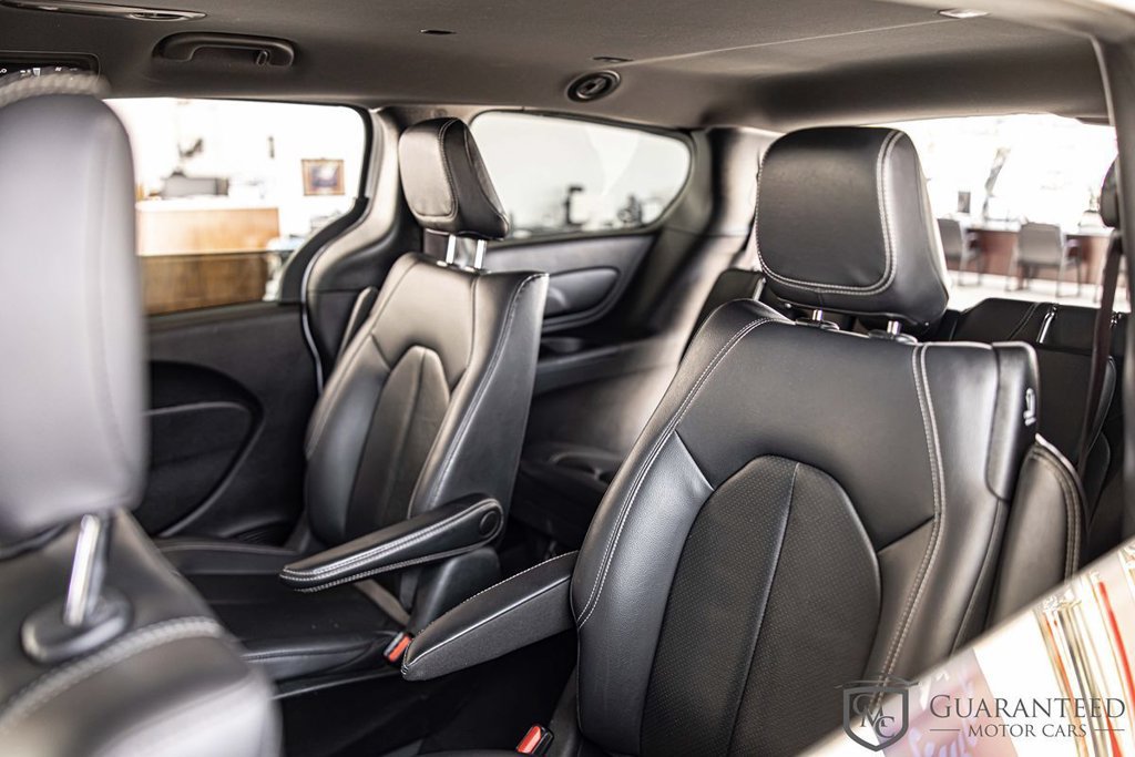 Used 2022 Chrysler Pacifica Touring-L w/ S Appearance Package FWD image 30