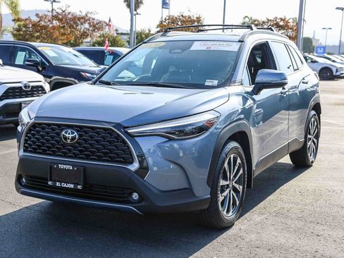 Certified 2024 Toyota Corolla Cross XLE w/ Convenience Package FWD image 18