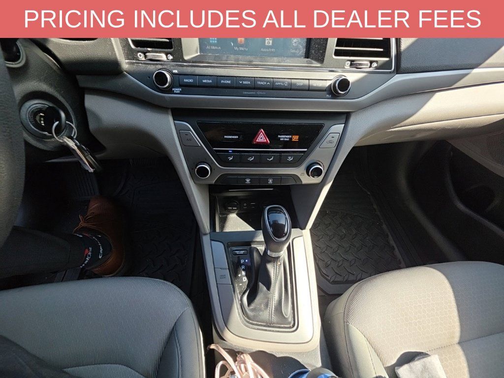 Used 2017 Hyundai Elantra SE FWD image 7