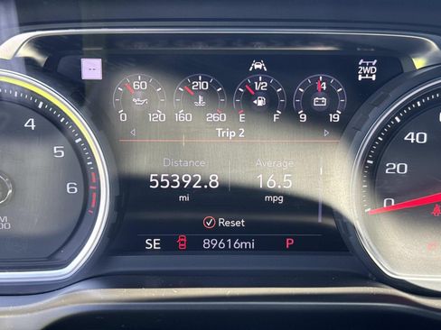 Used 2020 Chevrolet Silverado 1500 High Country AWD/4WD image 27