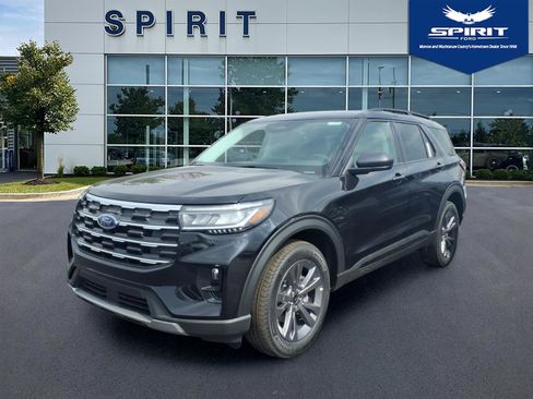 Used 2026 Ford Explorer Active w/ Active Comfort Package AWD/4WD image 1
