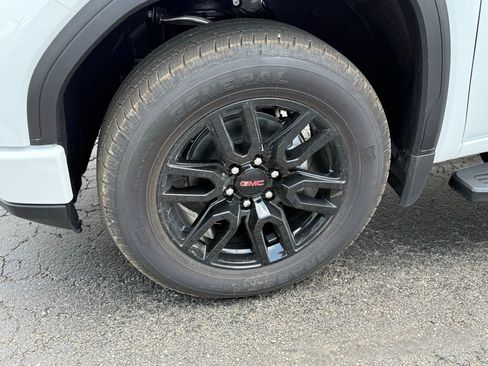 New 2026 GMC Sierra 1500 Elevation w/ Elevation Premium Package image 15