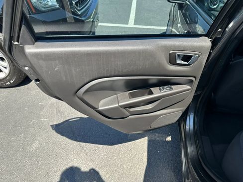 Used 2015 Ford Fiesta SE w/ Equipment Group 201A FWD image 20